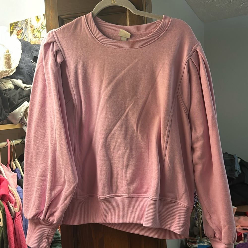 pink sweatshirt